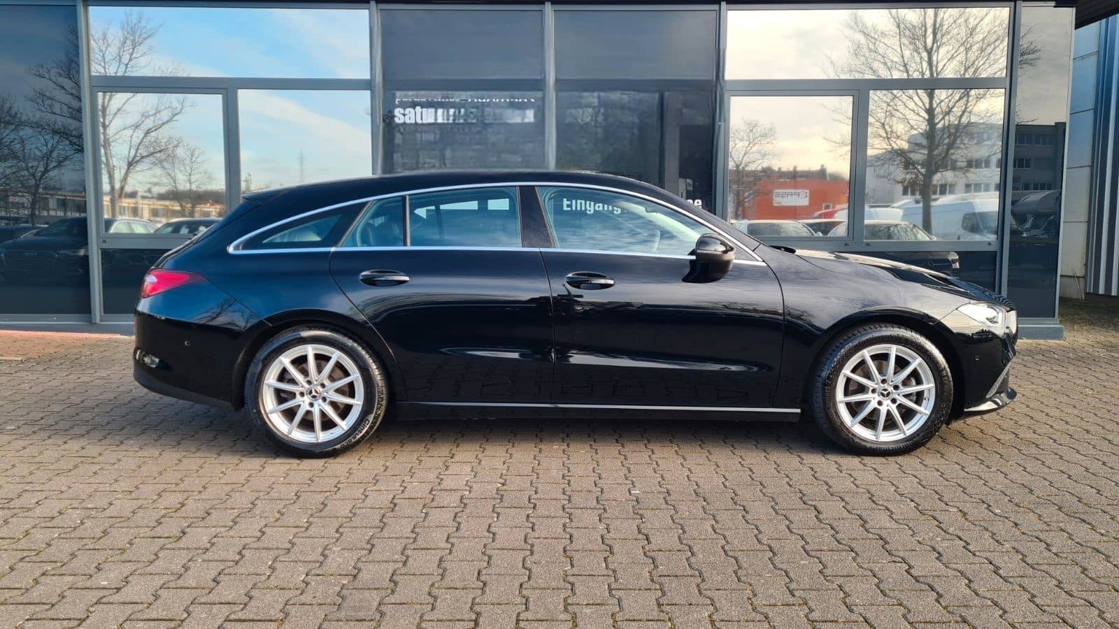 Mercedes-Benz CLA 180 SB 7G AUT - NAVI - 8 x ALU - foto 9