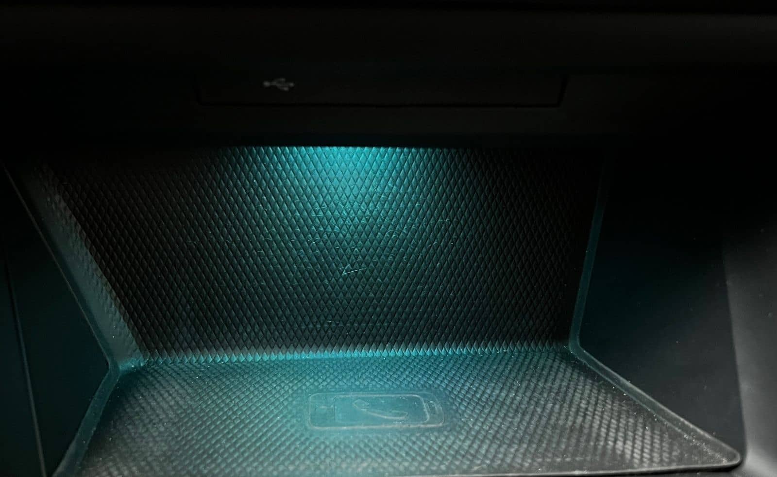 Volkswagen Golf VIII 1.5 TSI United Navi ACC STHZ SZH v+h foto 18