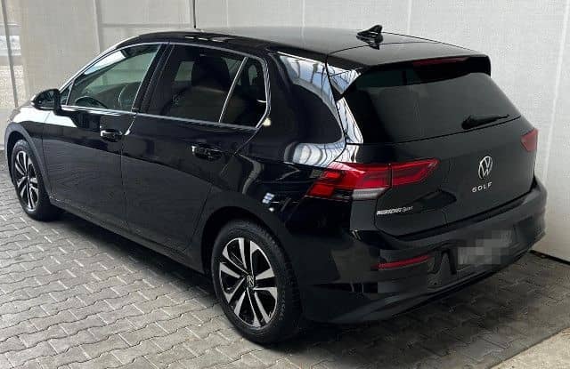 Volkswagen Golf VIII 1.5 TSI United Navi ACC STHZ SZH v+h foto 3