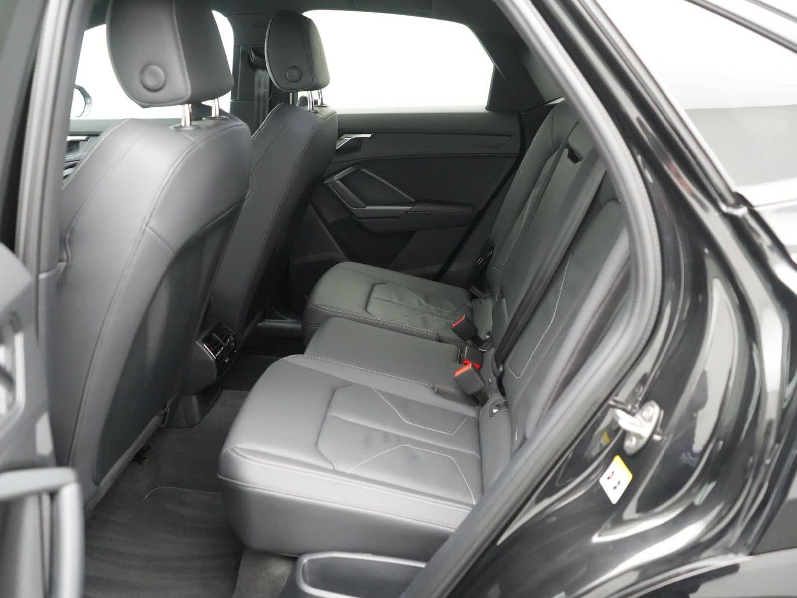 Audi Q3 Sportback S line S-TRON KAM SHZ CARPLAY LED foto 13