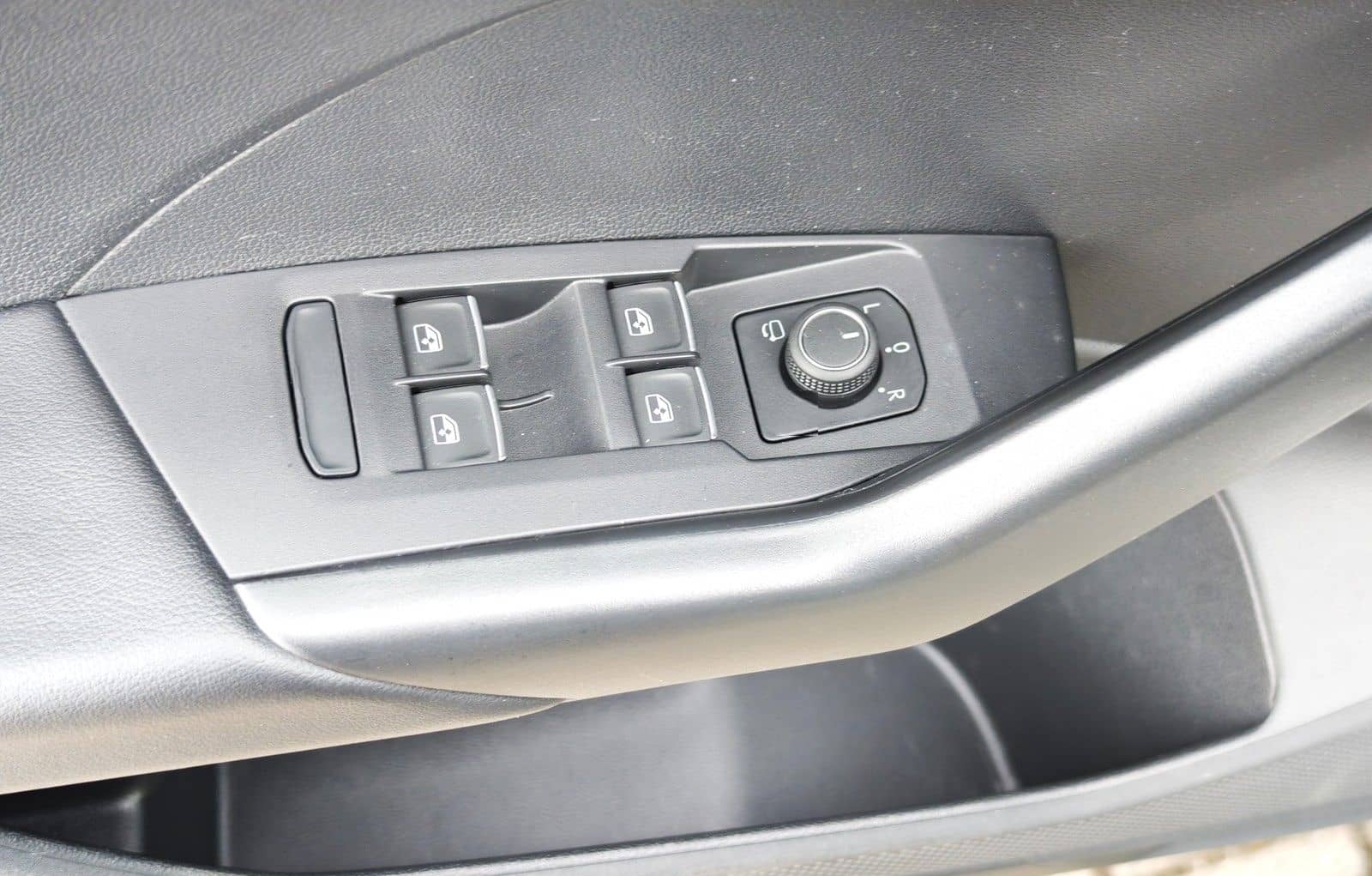 Volkswagen T-Cross MOVE 1.0 TSI LED*Nav*PDC*SHZ*Alu* foto 5