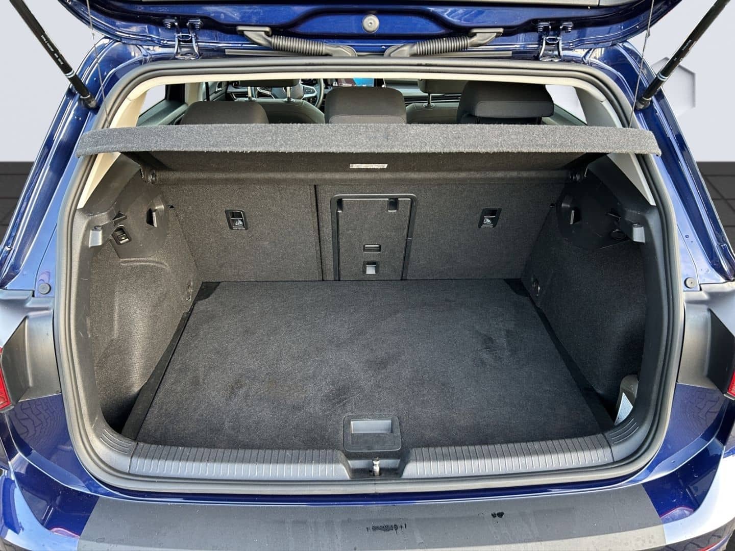 Volkswagen Golf Style 1.5 eTSI OPF 110 kW 7-Gang-DSG AHZV L foto 17