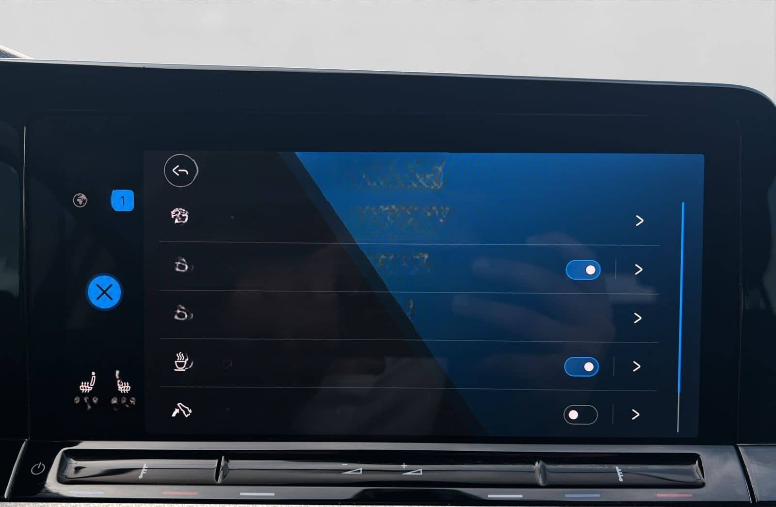 Volkswagen Golf 2.0 TDI DSG MOVE NAVI LM16 behMFL foto 13