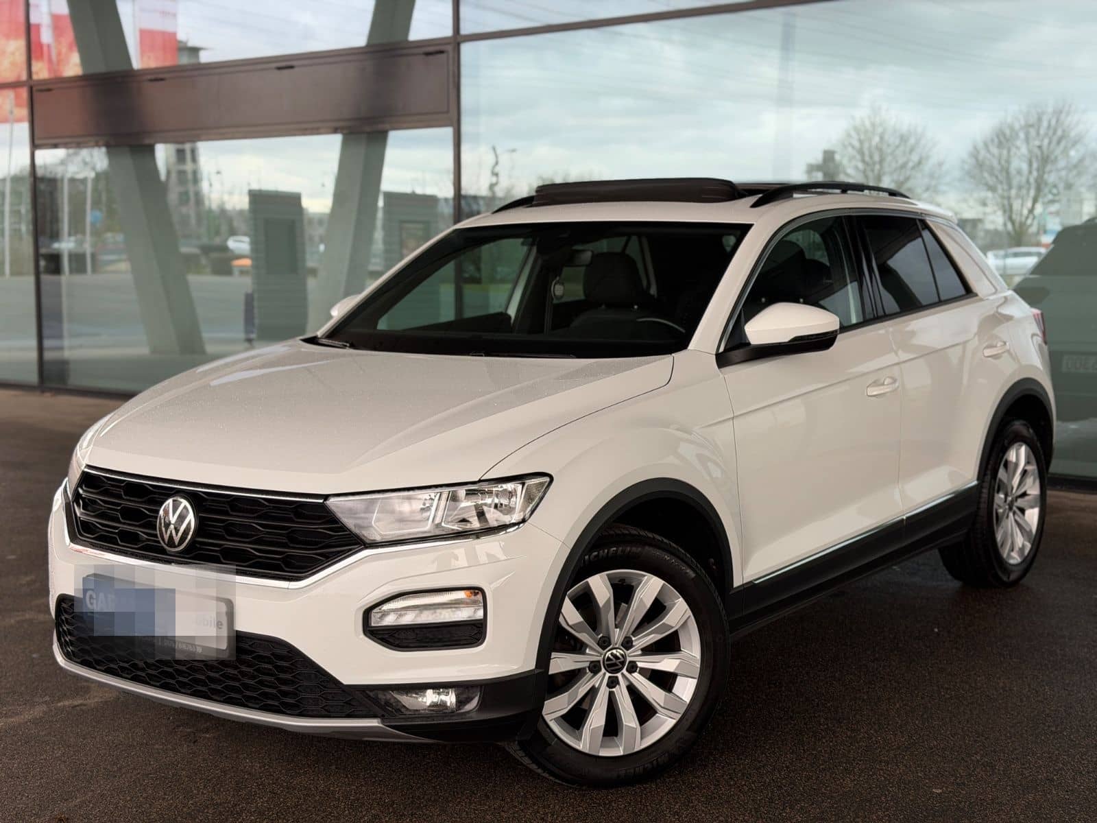 Volkswagen T-ROC SPORT AUT. 150PS | PANO | NAVI | MFL | DAB foto 1