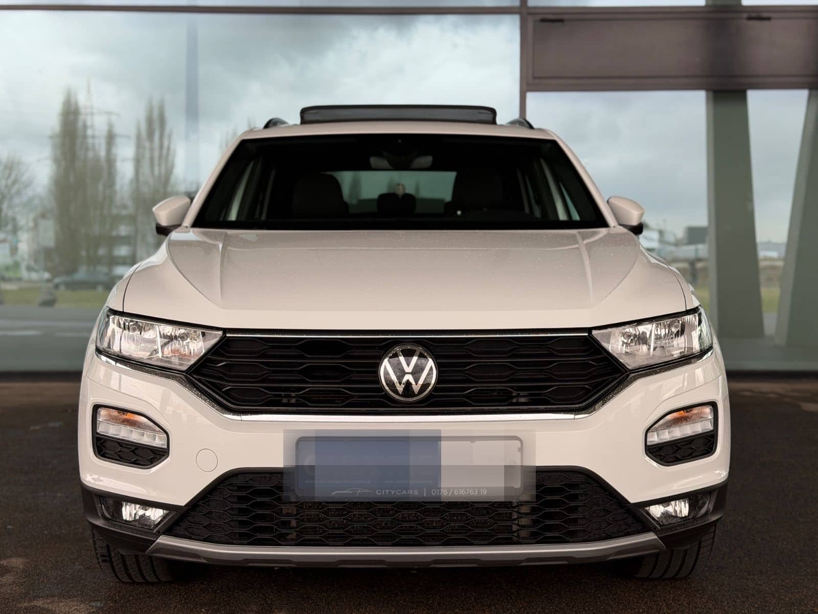 Volkswagen T-ROC SPORT AUT. 150PS | PANO | NAVI | MFL | DAB foto 2