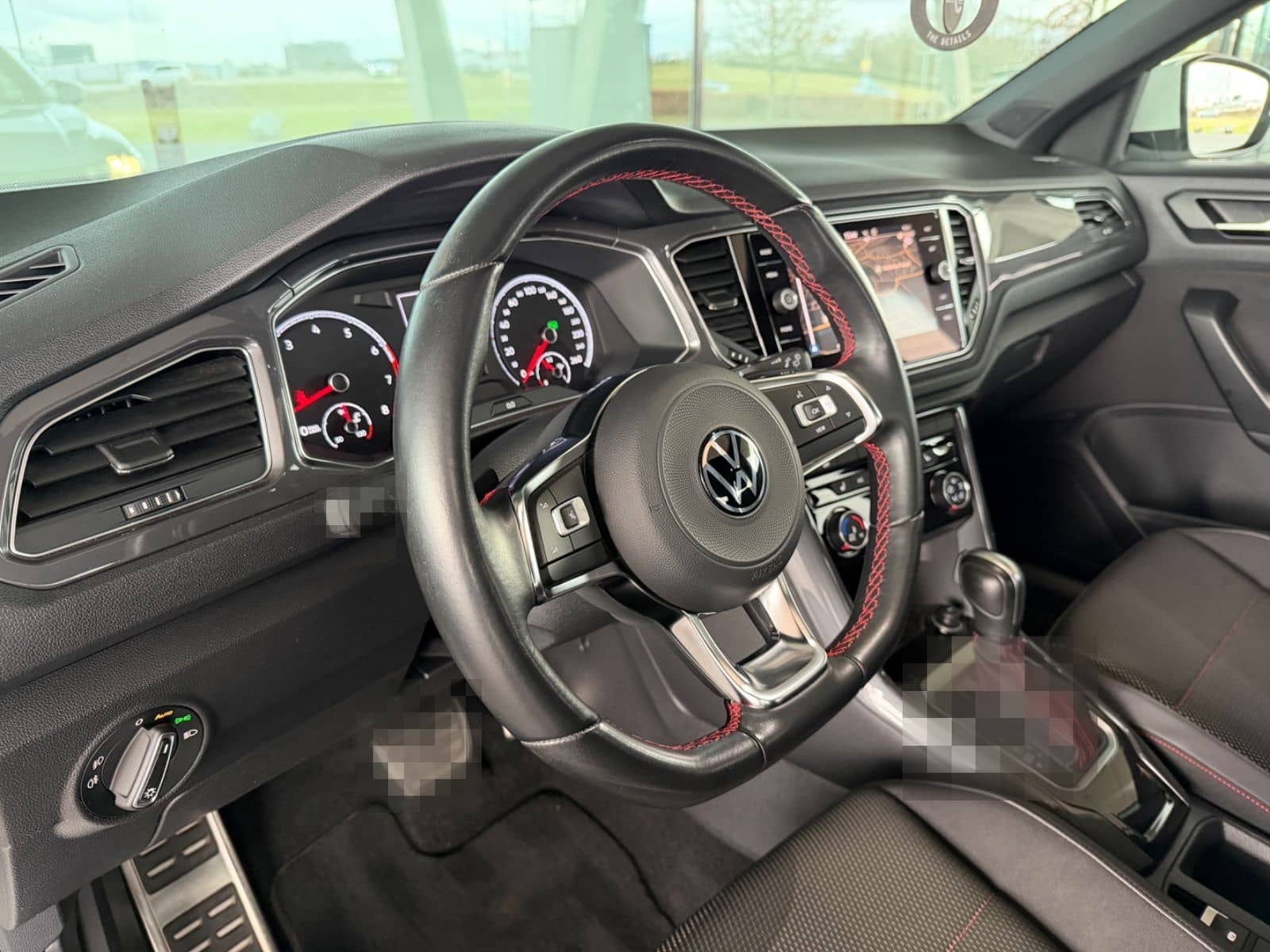 Volkswagen T-ROC SPORT AUT. 150PS | PANO | NAVI | MFL | DAB foto 14