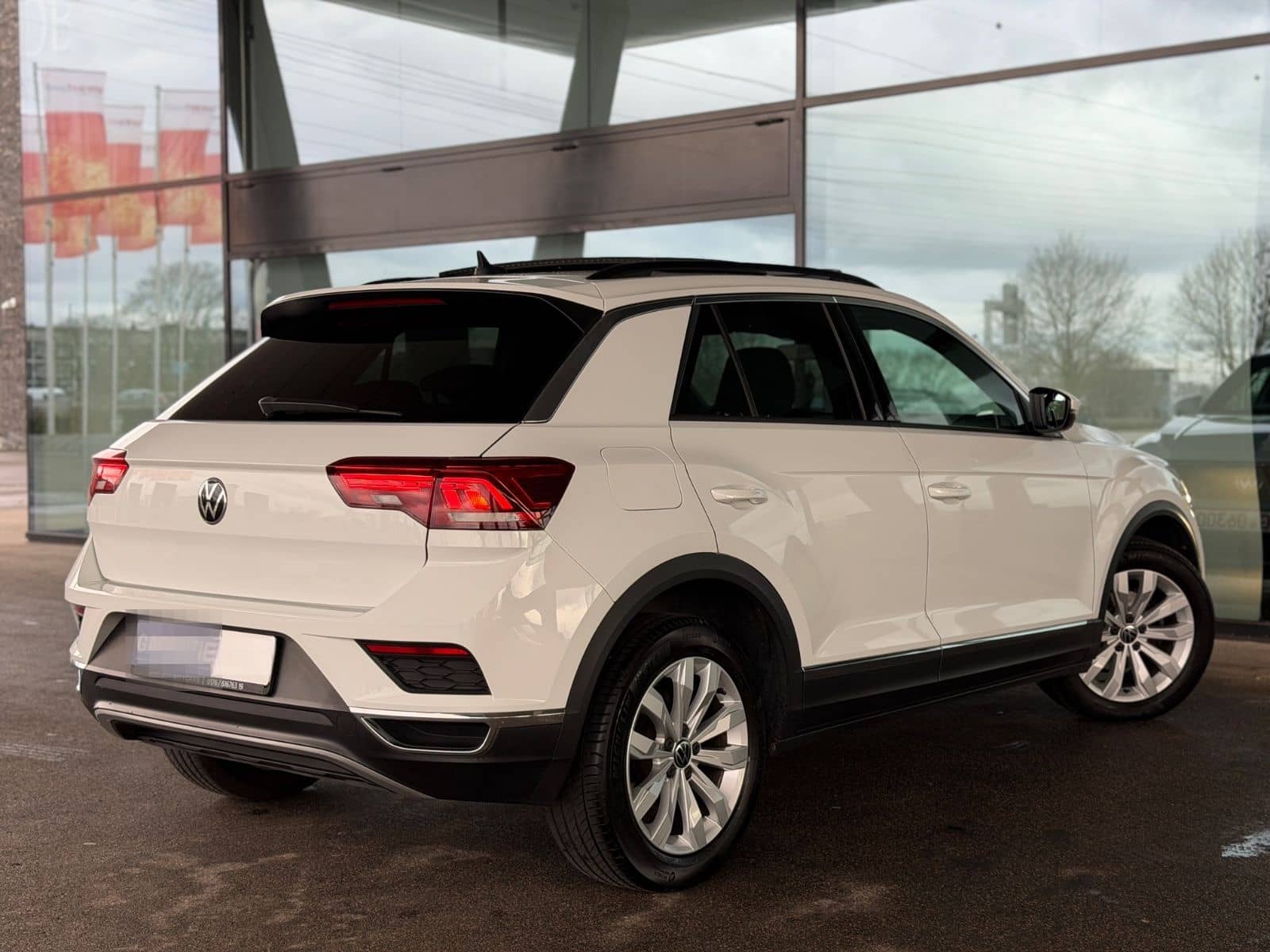 Volkswagen T-ROC SPORT AUT. 150PS | PANO | NAVI | MFL | DAB foto 5