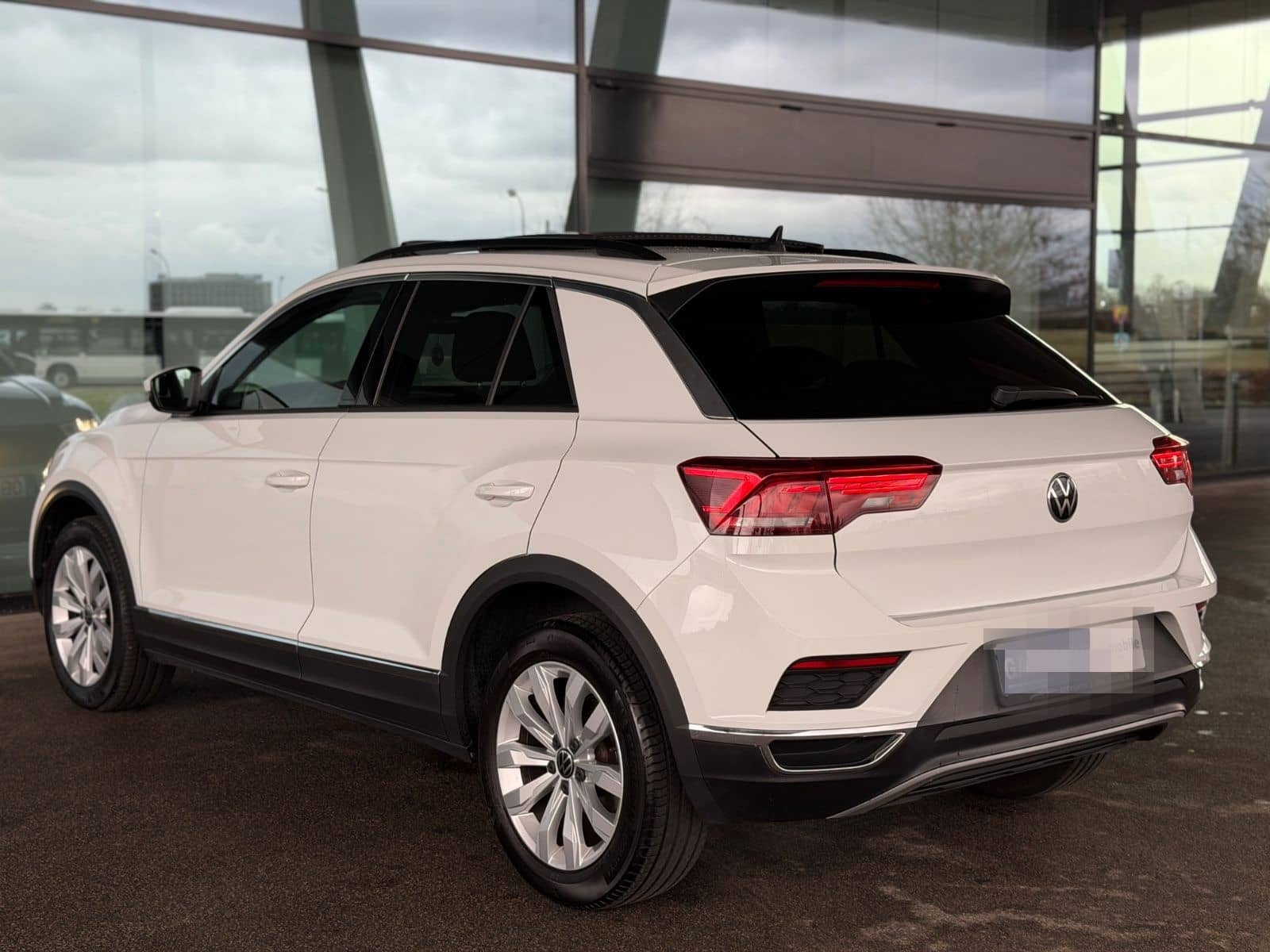 Volkswagen T-ROC SPORT AUT. 150PS | PANO | NAVI | MFL | DAB foto 7
