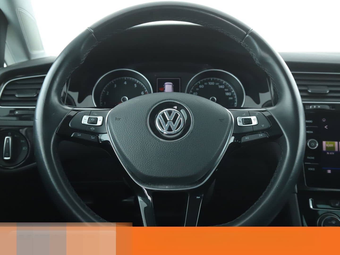 Volkswagen Golf VII 1.5 TSI ACT Highline BM Aut.*NAVI*LED* foto 19