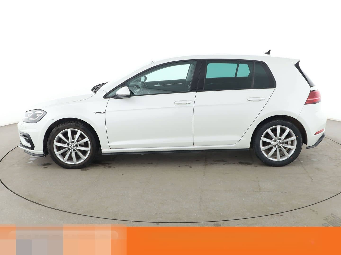 Volkswagen Golf VII 1.5 TSI ACT Highline BM Aut.*NAVI*LED* foto 3