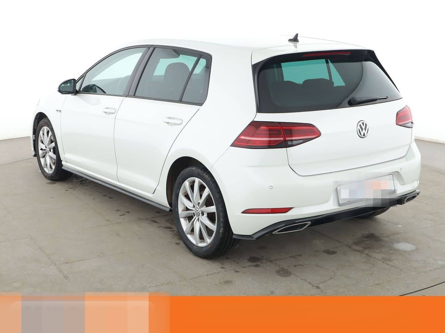 Volkswagen Golf VII 1.5 TSI ACT Highline BM Aut.*NAVI*LED* foto 4