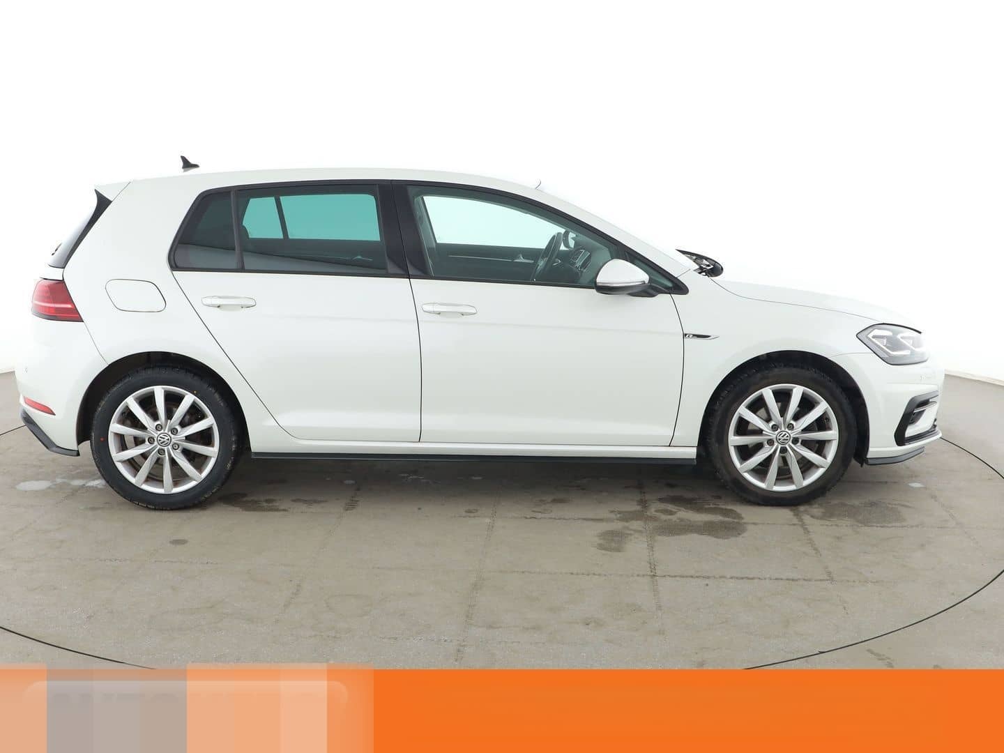 Volkswagen Golf VII 1.5 TSI ACT Highline BM Aut.*NAVI*LED* foto 7