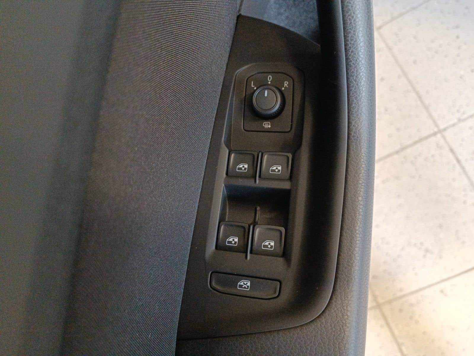 Volkswagen Passat Variant 1.5 TSI DSG RFK*Navi*GRA*LM16*SHZ foto 15