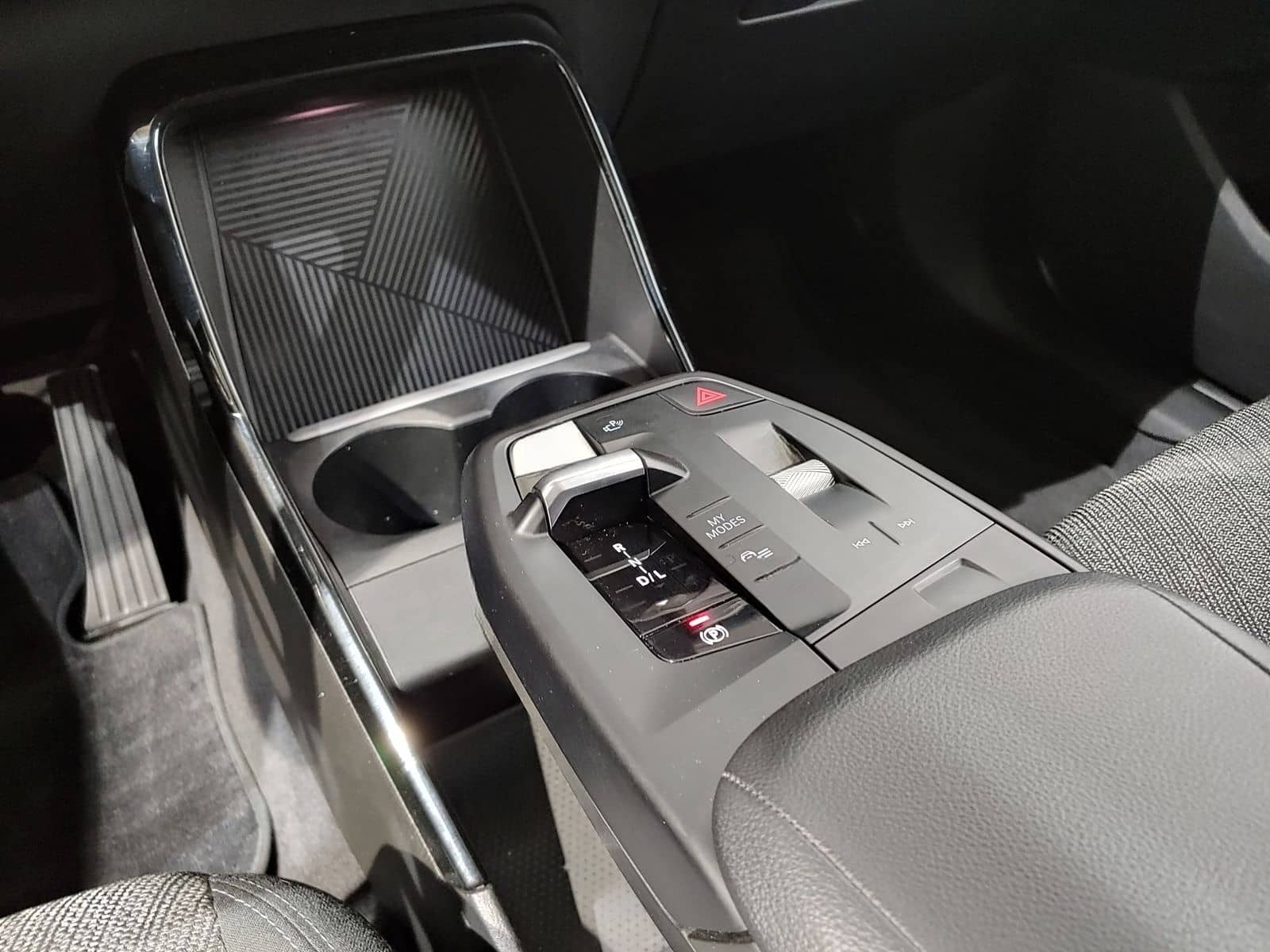 BMW 218i LCPlus/AHK/Parkassistent/LED/Shz foto 15