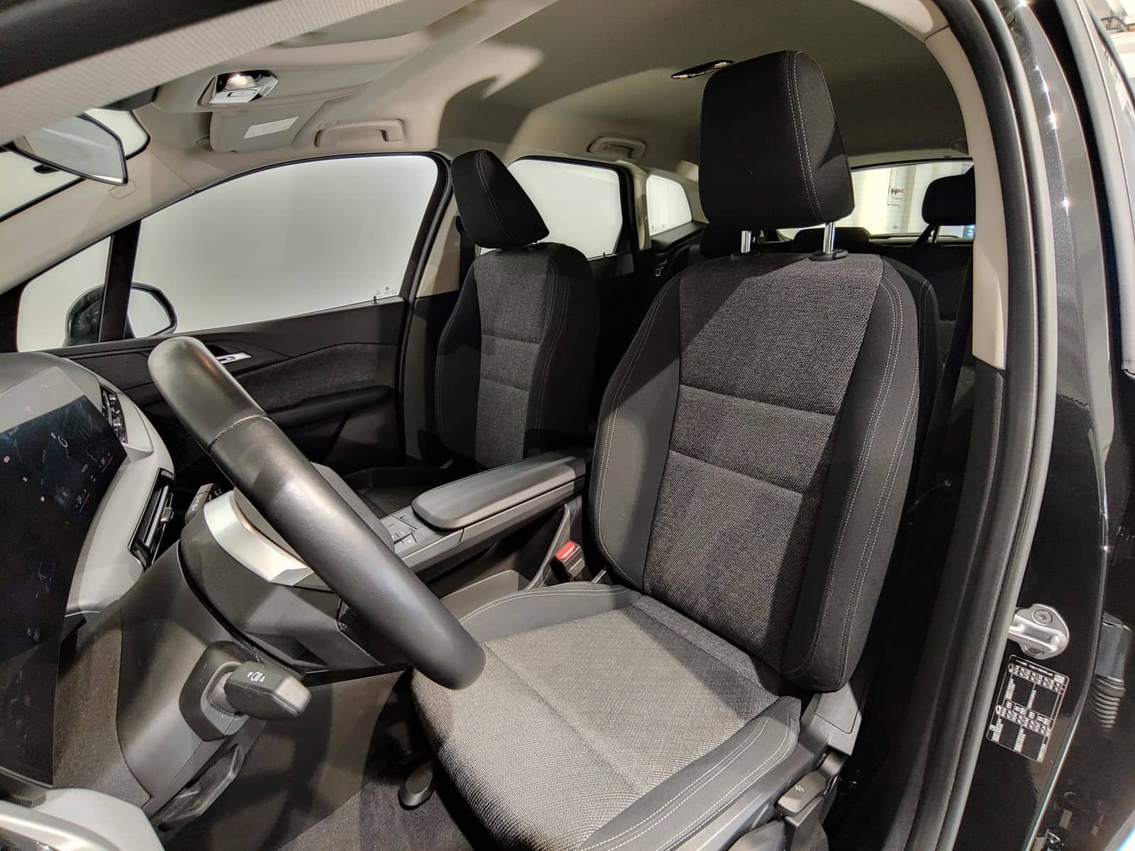 BMW 218i LCPlus/AHK/Parkassistent/LED/Shz foto 8