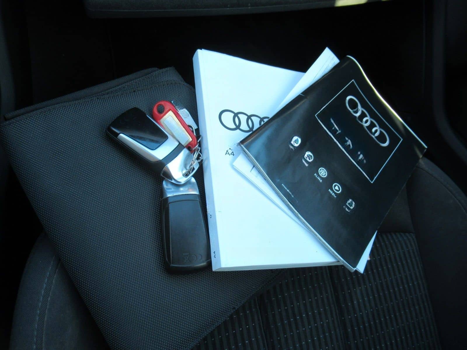 Audi A4 Avant 35 TDI design foto 18