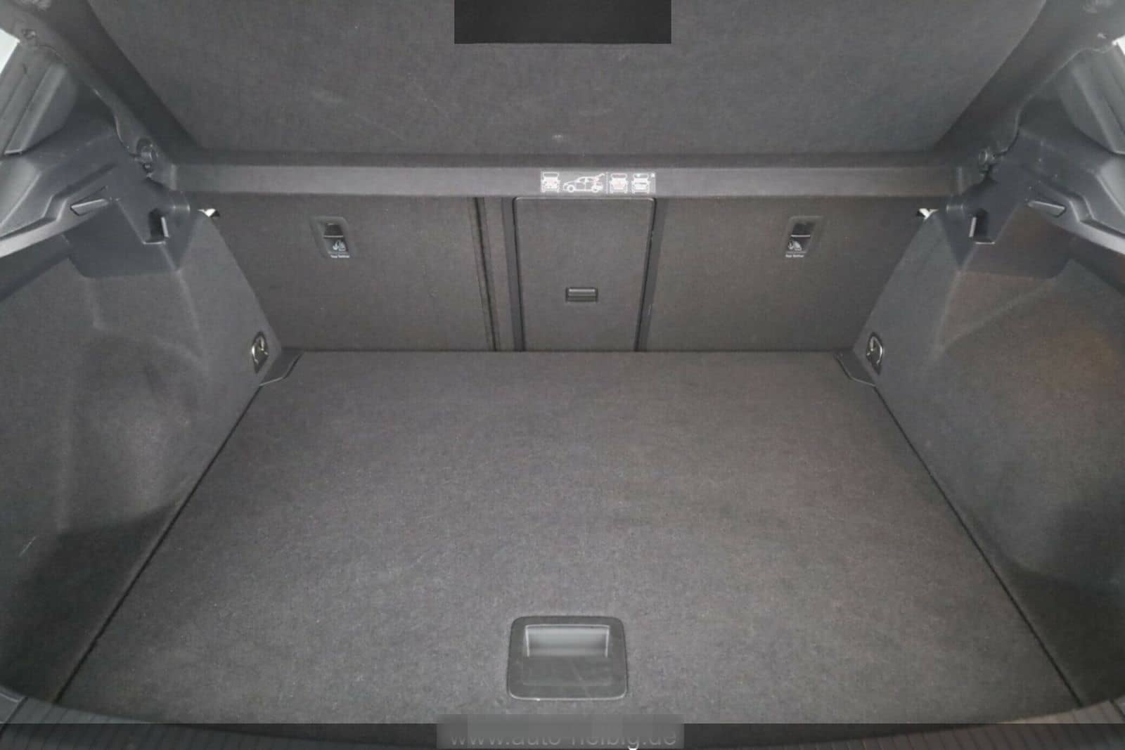 Volkswagen T-Roc 1.5 TSI Sport R-Line#AHK#ActiveInfo#19Z#LE foto 15