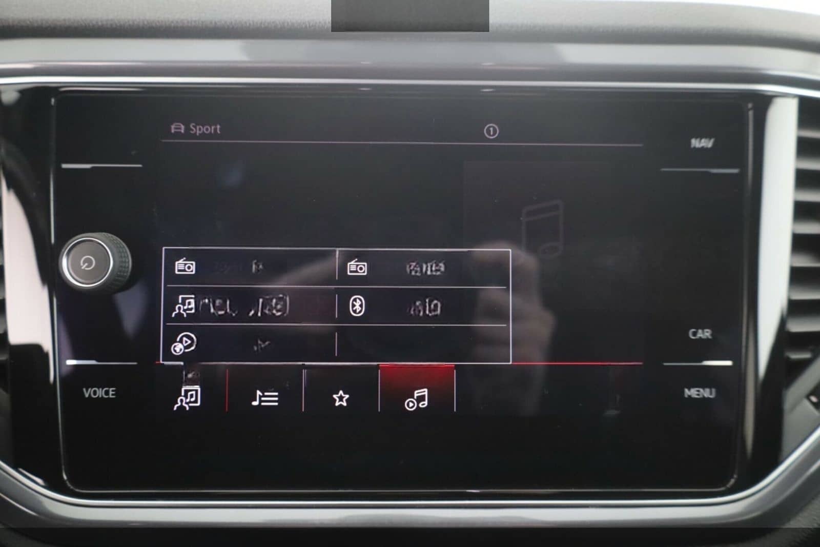 Volkswagen T-Roc 1.5 TSI Sport R-Line#AHK#ActiveInfo#19Z#LE foto 18