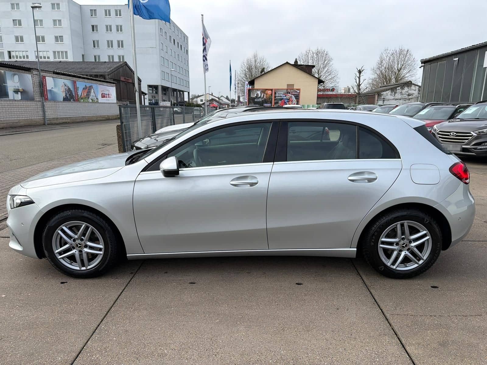 Mercedes-Benz A 200 CDI/1.Hd/AMBIENTE/NAVI/CAM/PANO/SHZ/LED foto 8