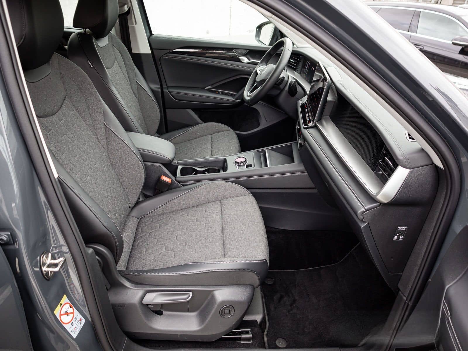 Volkswagen Tayron 1.5 eTSI Life 7-Sitzer AHK ACC IQ.Light I foto 13