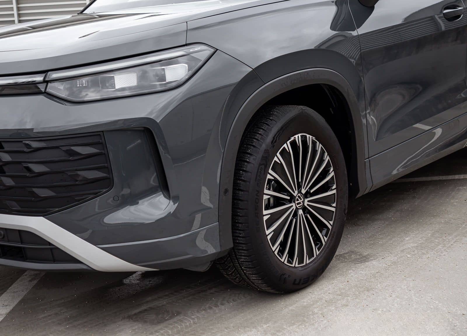 Volkswagen Tayron 1.5 eTSI Life 7-Sitzer AHK ACC IQ.Light I foto 9