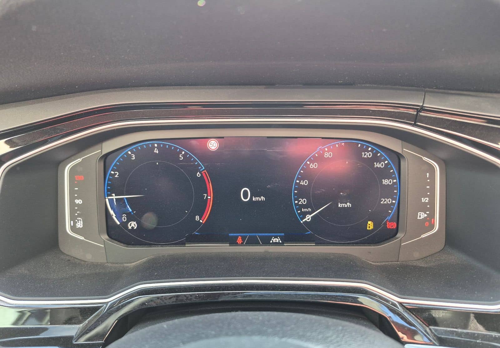 Volkswagen Taigo R-Line LED digt Cockpit Panorama foto 12