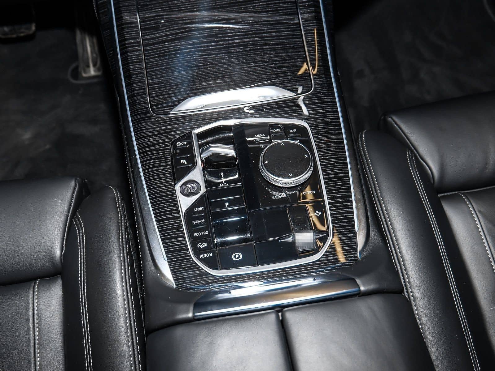 BMW X7 xDrive40d M Sport Pro HuD Pano Sky ACC AHK 36 foto 17