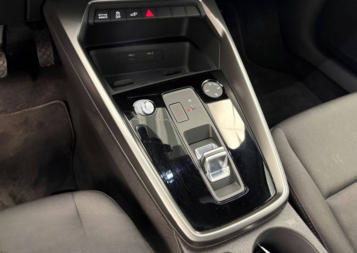 Audi A3 Sportback 40 TFSI e S tronic LED 18 PDC GRA foto 12