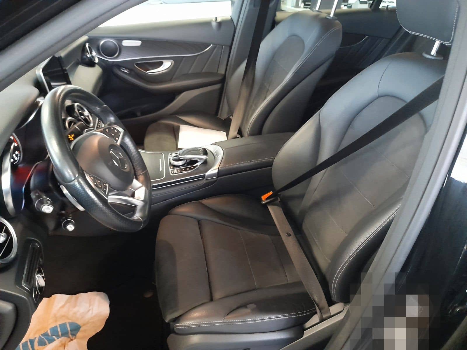 Mercedes-Benz GLC 250 4Matic AMG Line foto 9