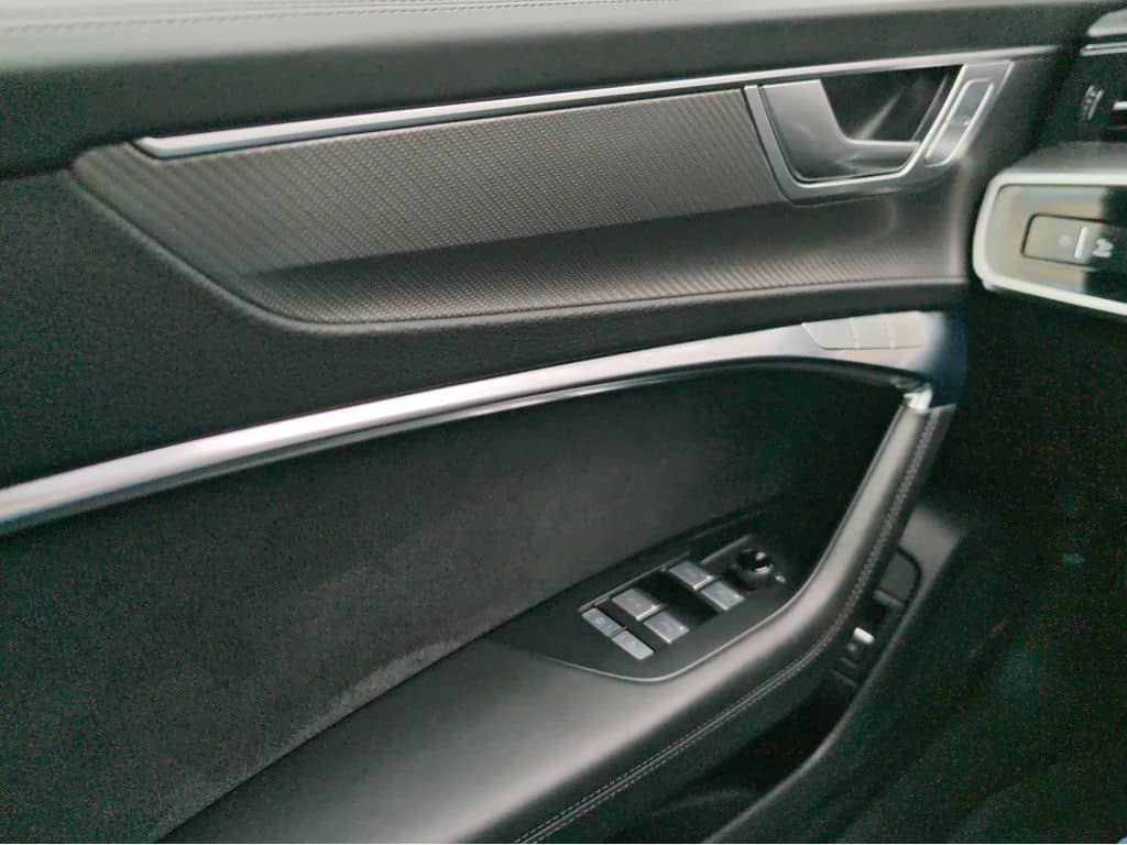 Audi RS6 Avant 4.0 TFSI quattro foto 12