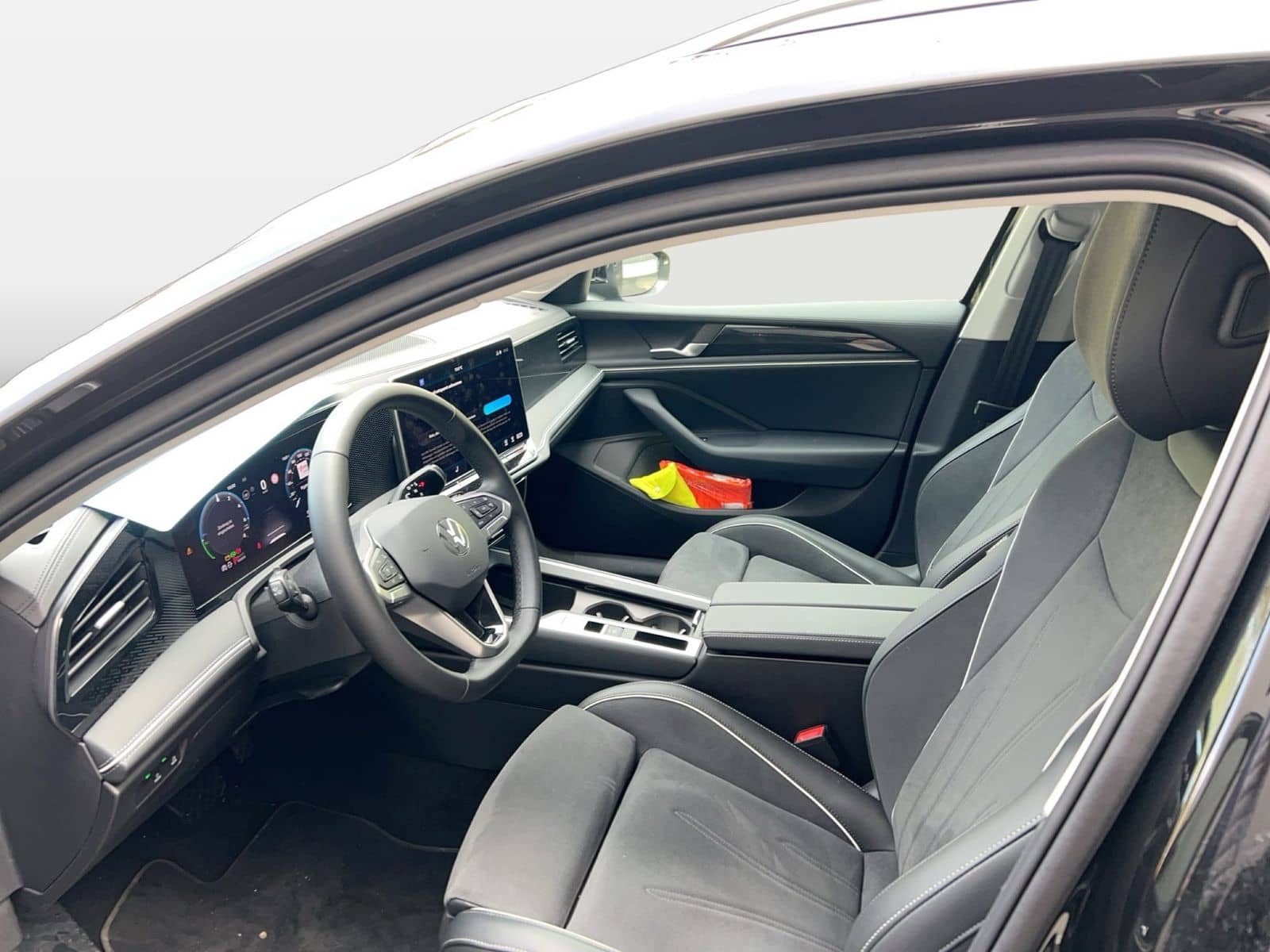 Volkswagen Passat Variant 1.5 TSI eHybrid CarPlay|AHK|HUD foto 8