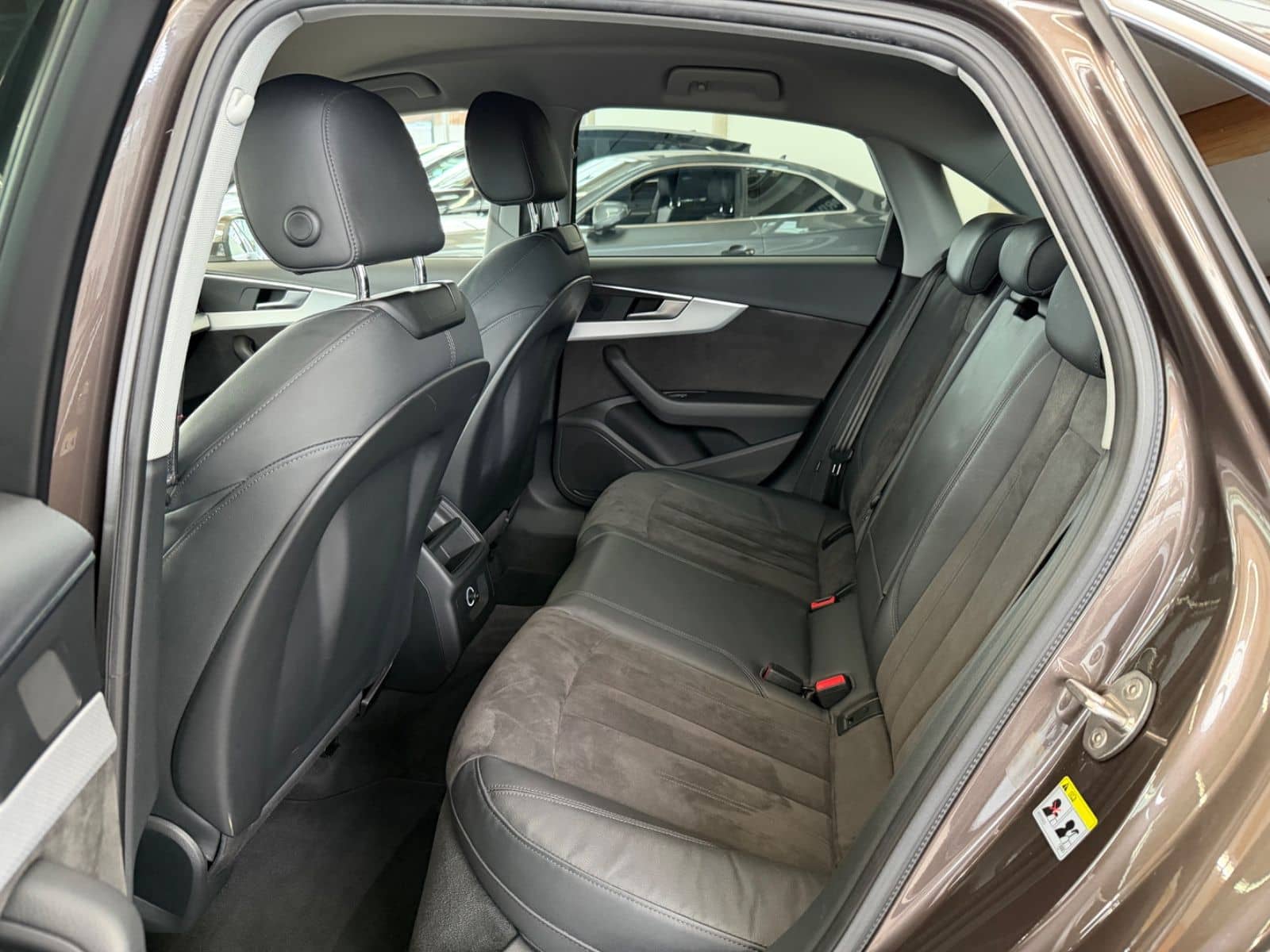 Audi A4 Lim. 2.0TDI sport Virtual LED foto 21