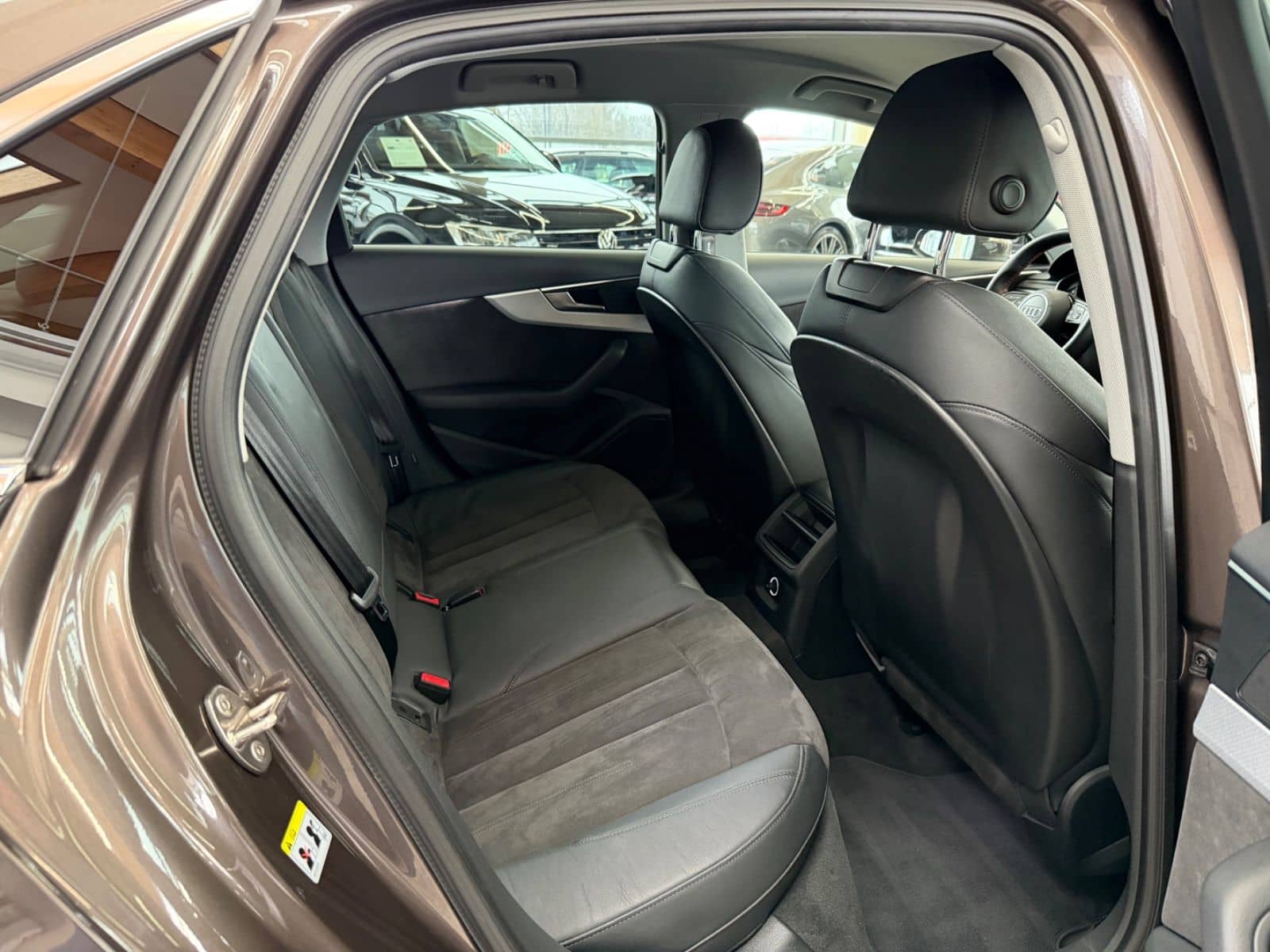 Audi A4 Lim. 2.0TDI sport Virtual LED foto 24