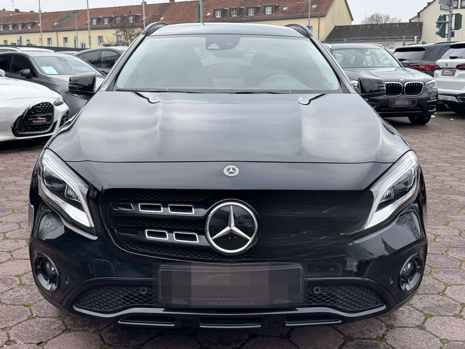 Mercedes-Benz GLA 200 d URBAN AMG NIGHT DISTR RFKA LED TWA foto 2