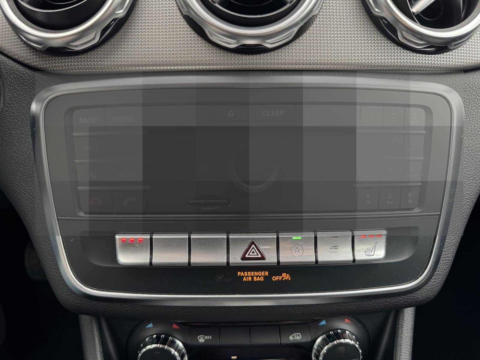 Mercedes-Benz GLA 200 d URBAN AMG NIGHT DISTR RFKA LED TWA foto 21