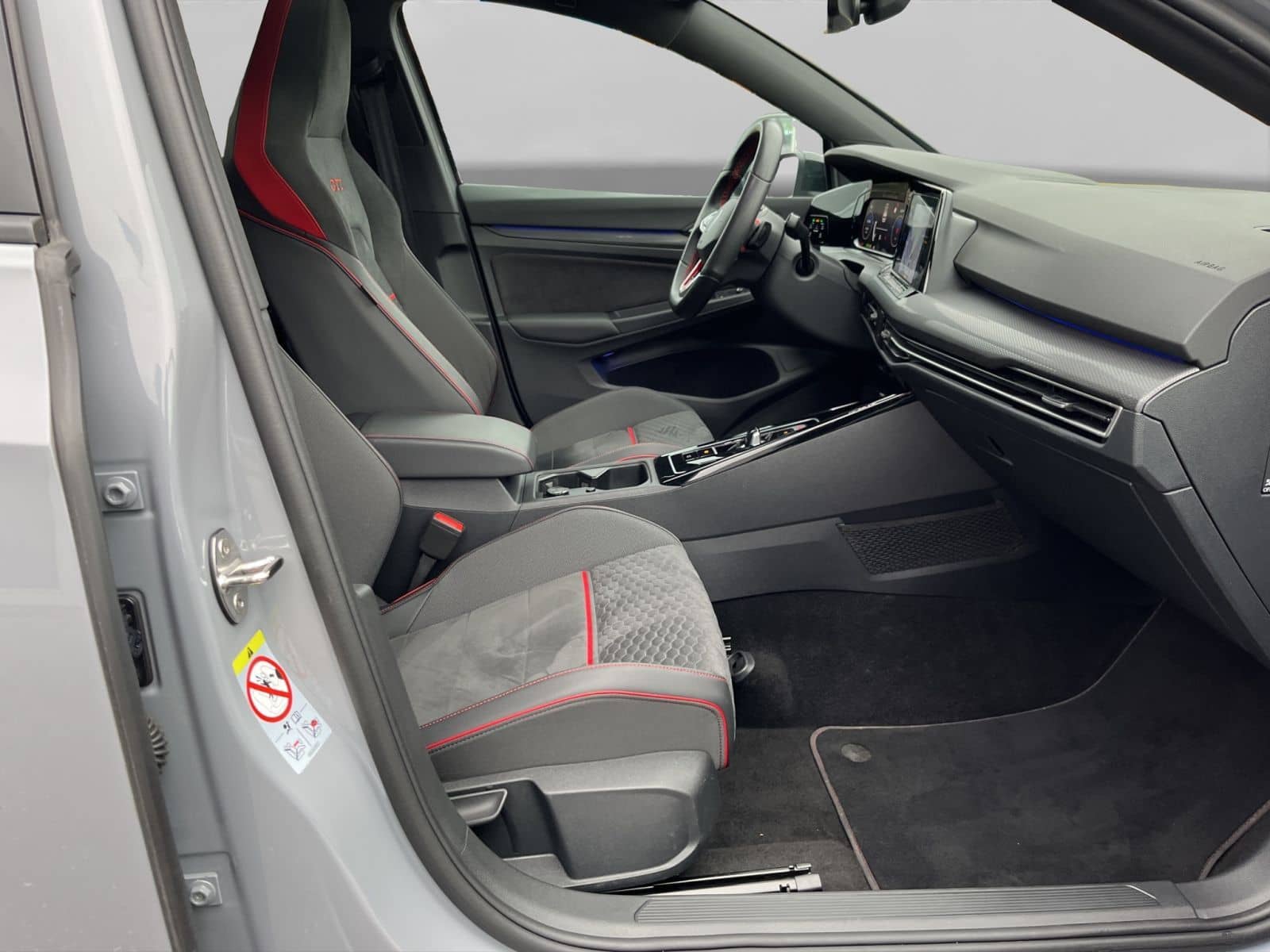 Volkswagen Golf VIII GTI Clubsport DSG Pano+LED+ACC+Kamera+ foto 21