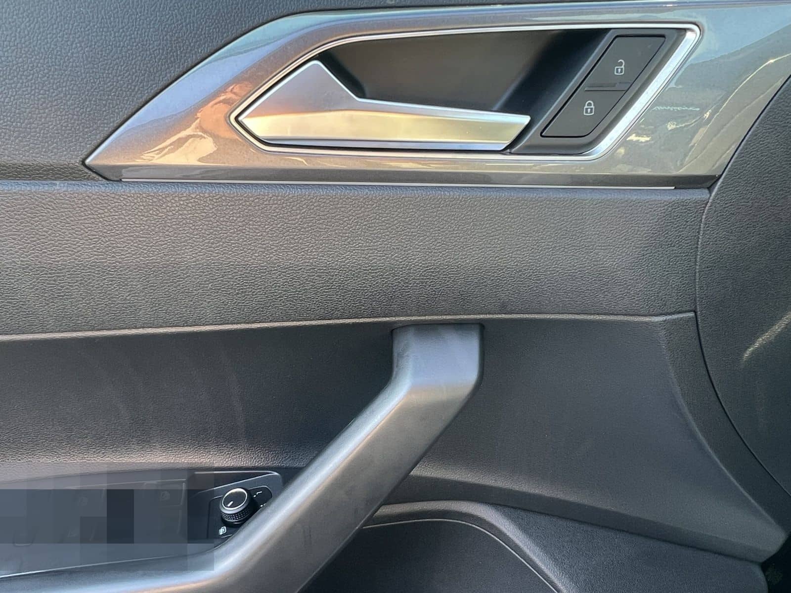 Volkswagen Polo 2.0 TSI DSG GTI LM18 BEATS NAVI LED VIRTUAL foto 8