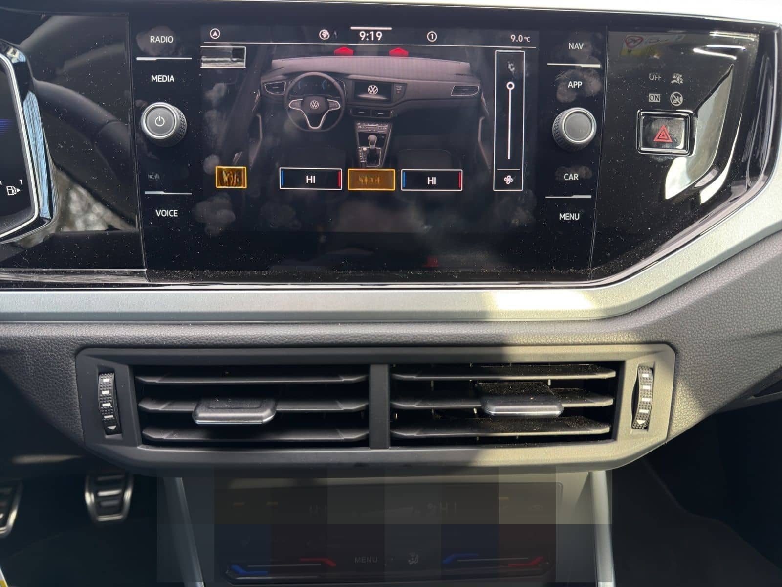 Volkswagen Taigo 1.0 TSI GOAL LED NAVI ACC SITZHZG LM16 foto 16