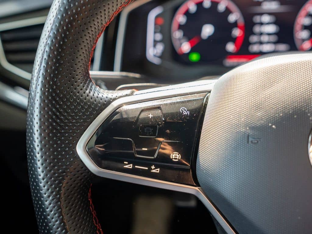 Volkswagen Polo GTI 2,0 l TSI DSG MATRIX-LED SPURH. SHZ BT foto 15