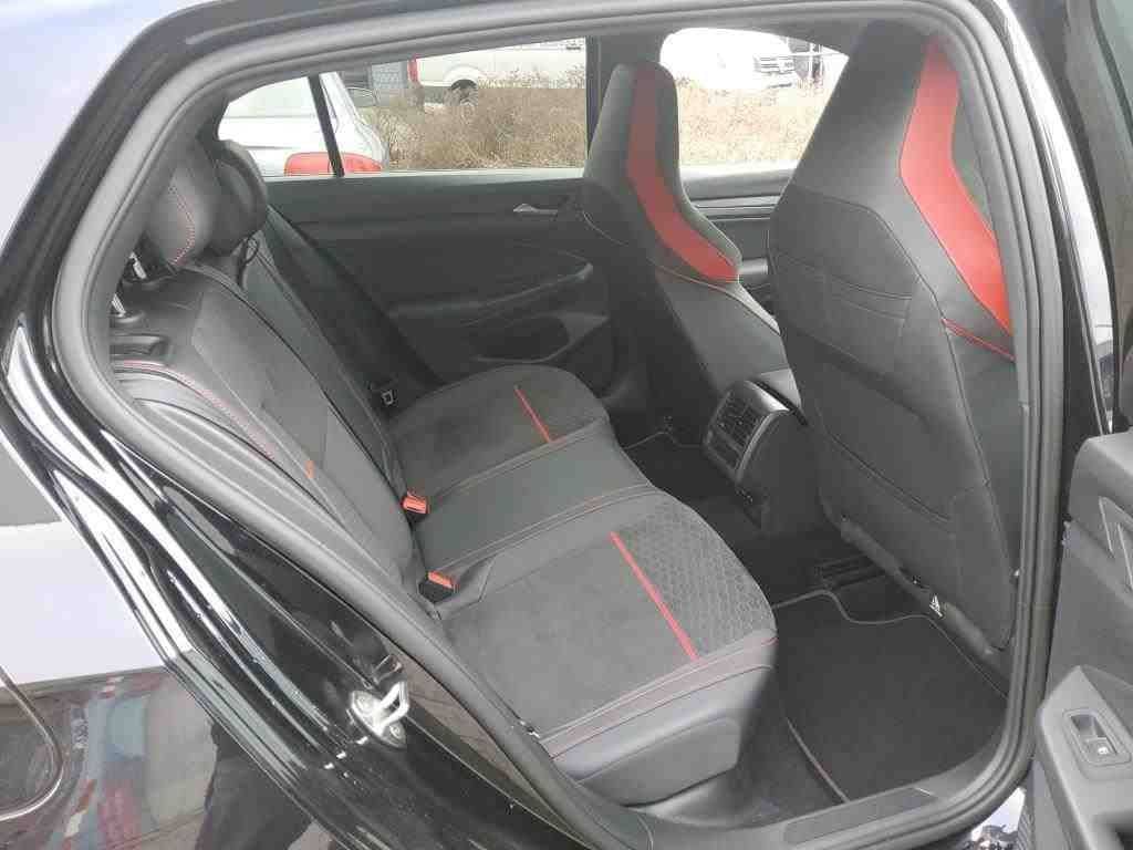 Volkswagen Golf VIII GTI CLUBSPORT EDITION 45 2.0 TSI AKRA foto 9