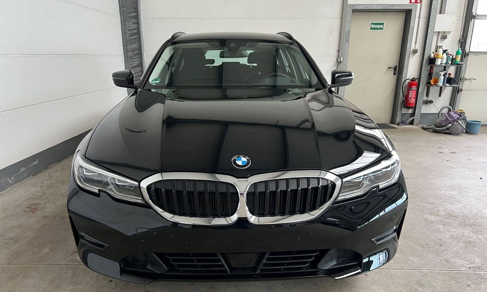 BMW 320d Touring  xDrive+Laser+HUD+Business+1.Hand foto 11
