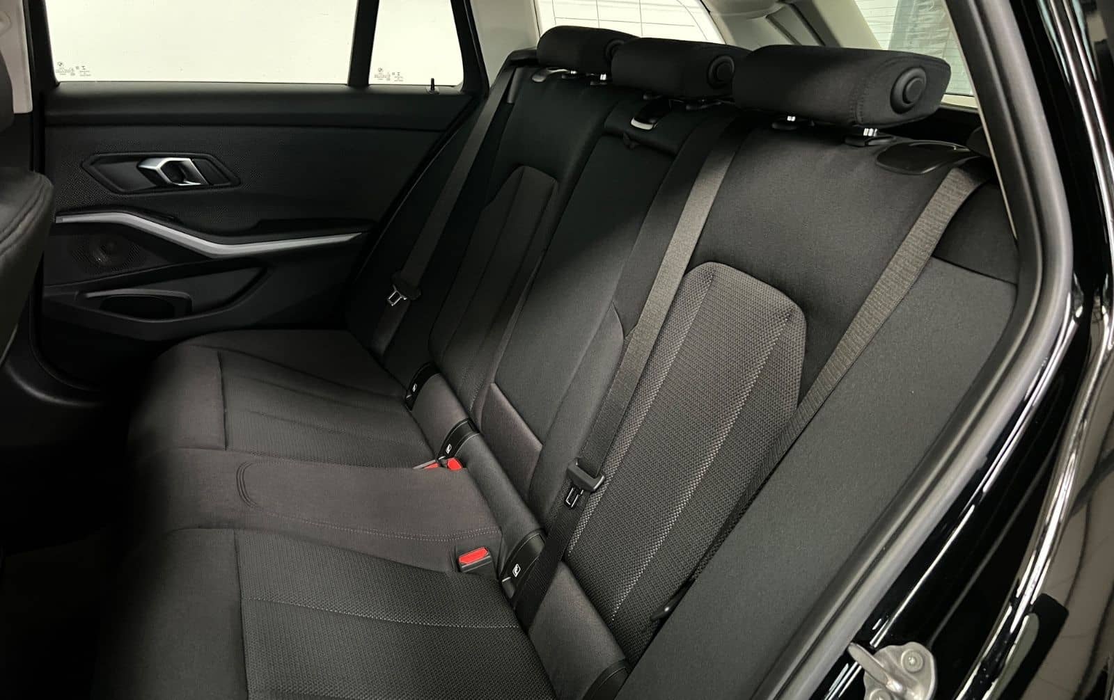 BMW 320d Touring  xDrive+Laser+HUD+Business+1.Hand foto 21