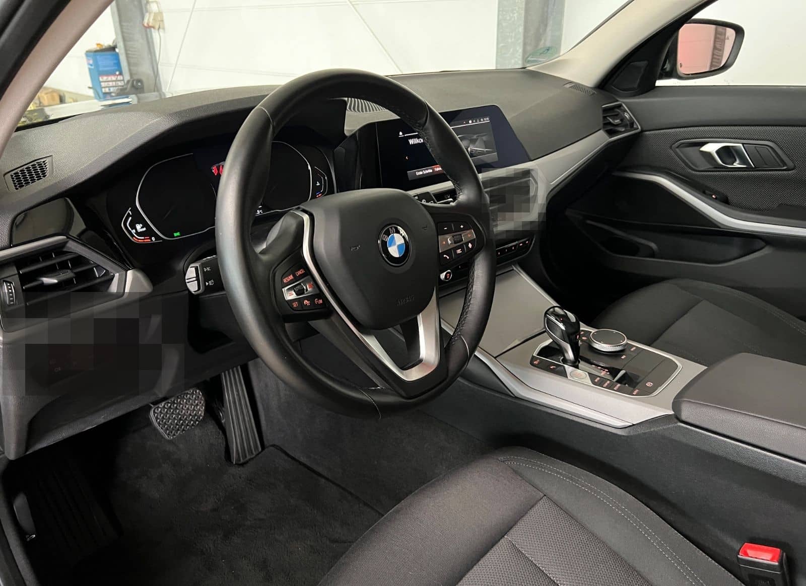 BMW 320d Touring  xDrive+Laser+HUD+Business+1.Hand foto 8