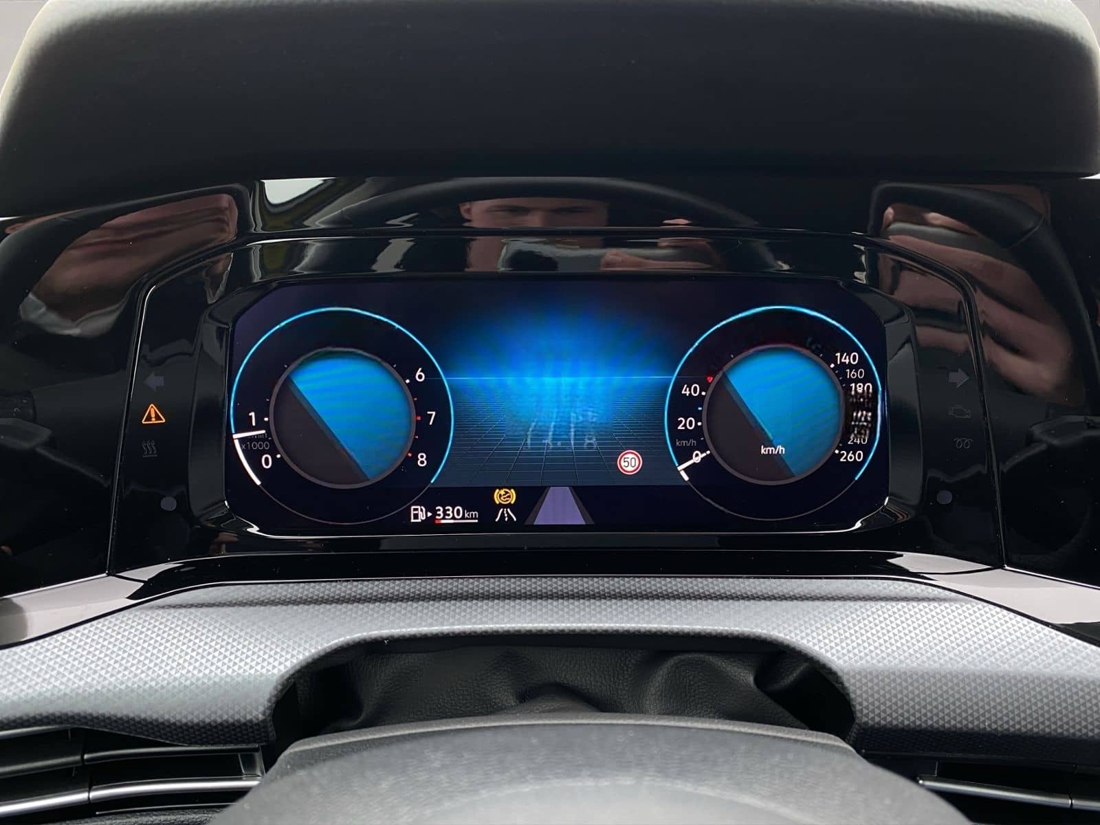 Volkswagen Golf VIII 1.5 TSI Active *KAMERA SHZ* foto 13