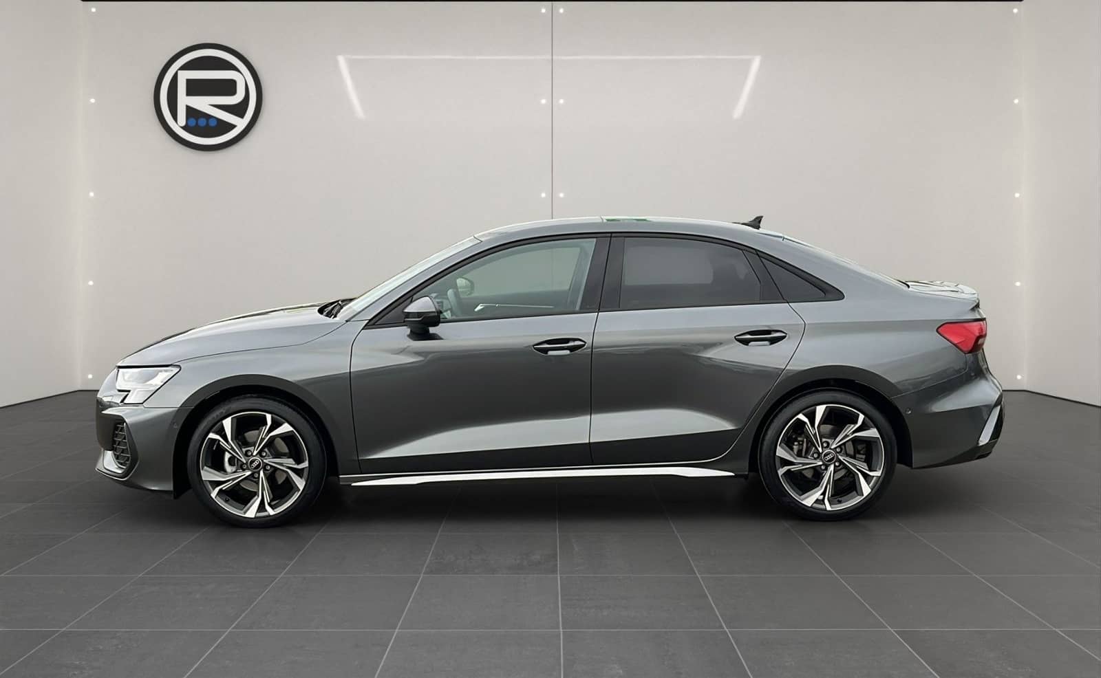 Audi A3 Limousine 35 1.5 TFSI S line foto 3