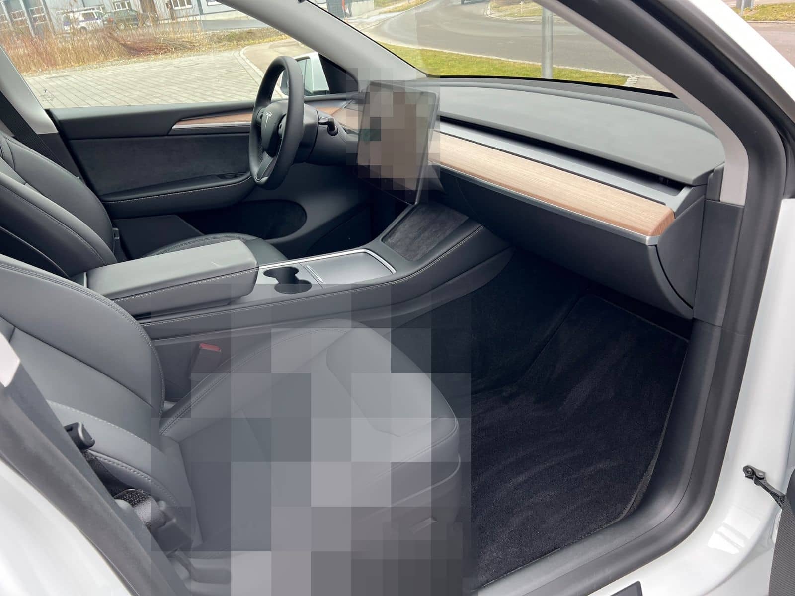 Tesla Model Y Long Range Dual AWD foto 16