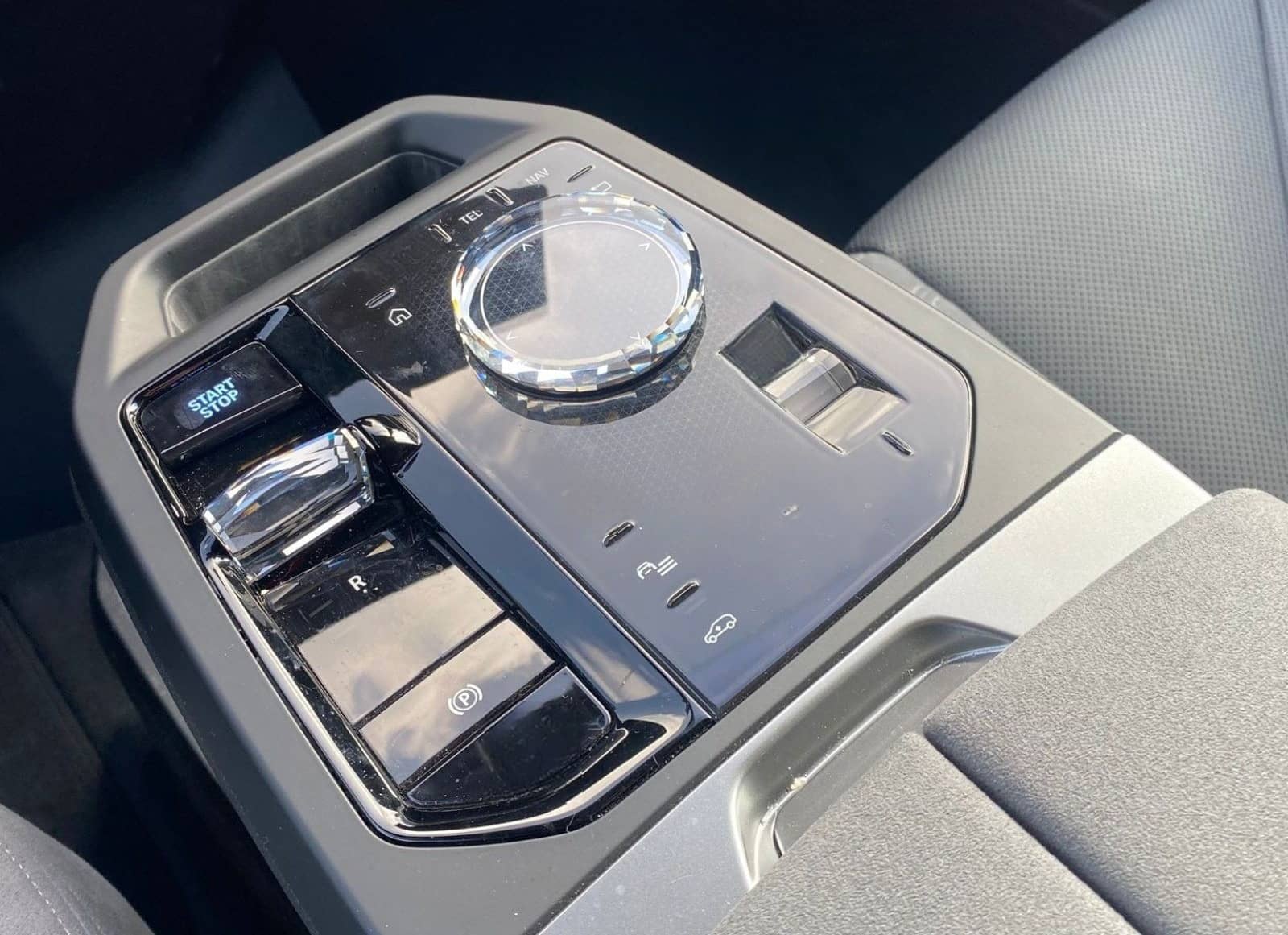 BMW iX M70 Lr. 1.048,- br. o.Anz. 48Mon/5`Km p.A. foto 12