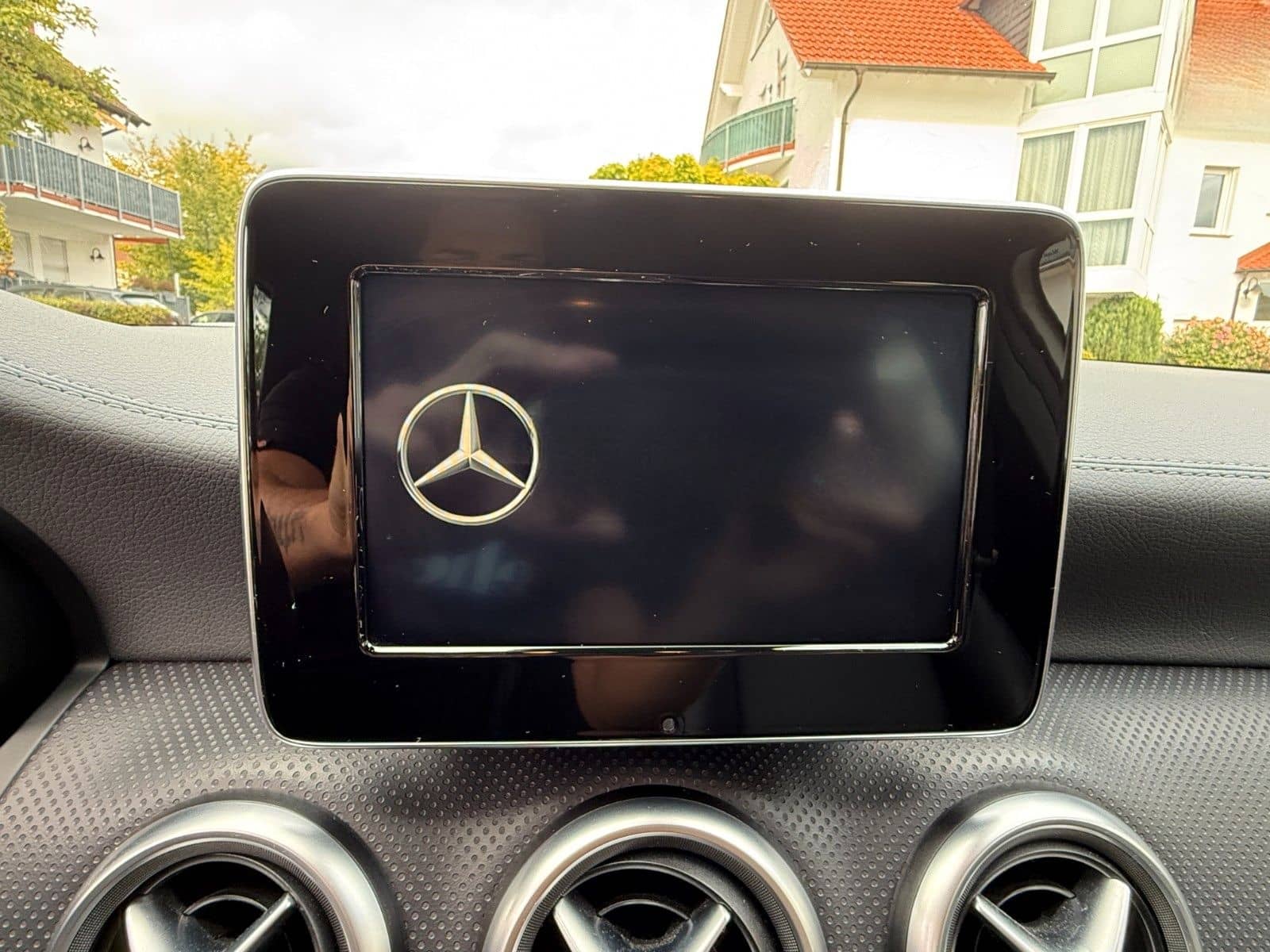 Mercedes-Benz A 220 4MATIC*NAVI*AUTOM*LED*KLIMAAUT.*S-Heft* foto 23