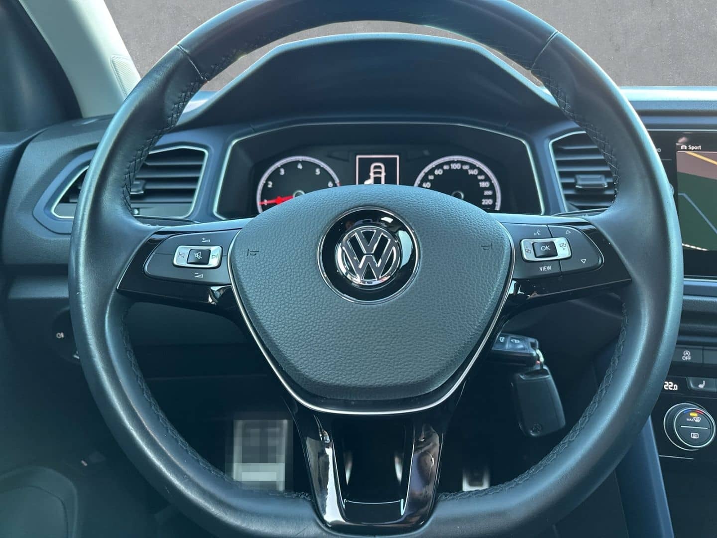 Volkswagen T-Roc United ACT 1.5 TSI 6-Gang Navi El. Heckkla foto 12