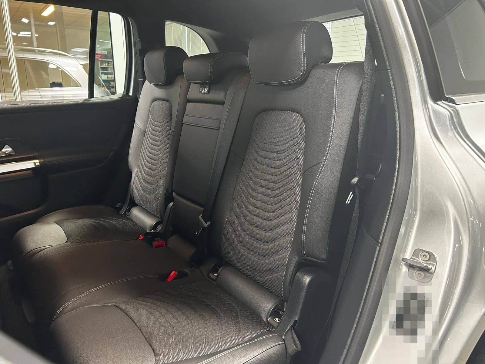 Mercedes-Benz GLB 200 Progressive DISTRONIC STANDHEIZUNG+LED++ foto 11